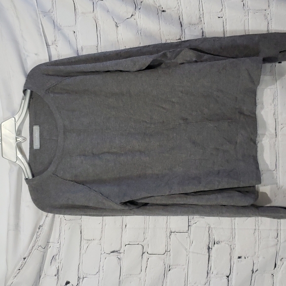 Tracadero Grey Sweater Medium - Picture 1 of 7